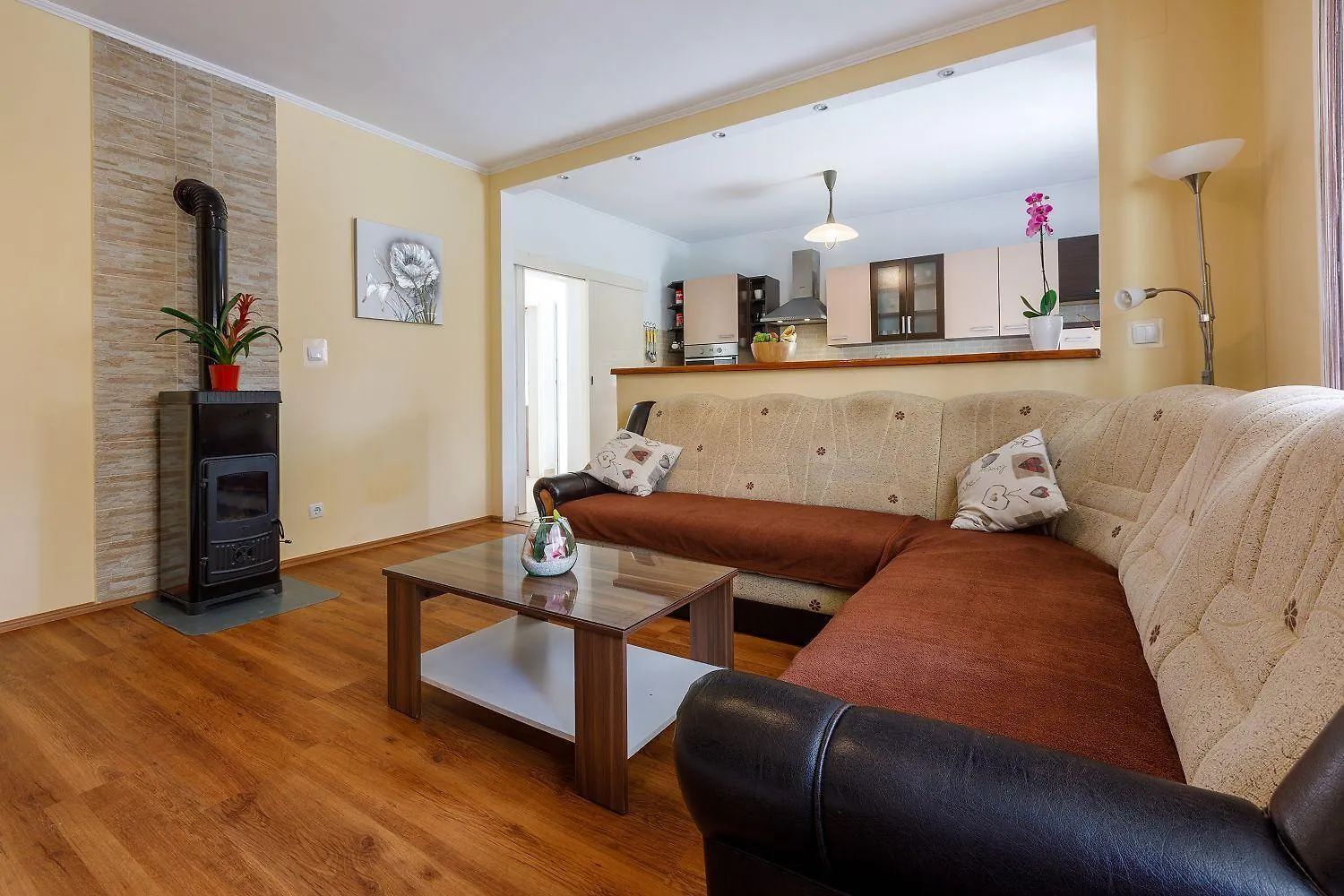Hundefreundliches Apartment Nur 350 Meter Zum Sandstrand Mit Privater Terrasse, Steingrill, Wifi Crikvenica